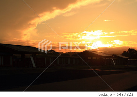 平城宮跡の日の出 平城宮跡の日の出 5437823