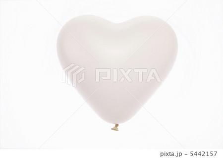 白いハートの風船 5442157