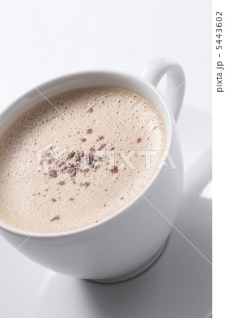 カフェラテ 5443602