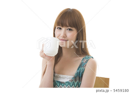 飲物を飲む女性 5459180