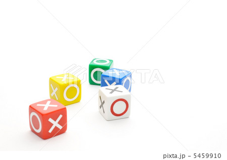 さいころ　マル　バツ 5459910