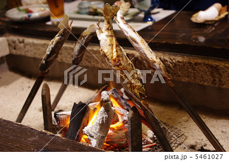 山女の炭火焼き 5461027