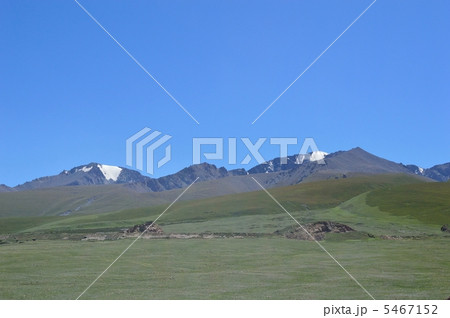 中国・新疆ウイグル自治区 天山山脈 南疆鉄道の車窓 中国・新疆ウイグル自治区 天山山脈 南疆鉄道の車窓 5467152