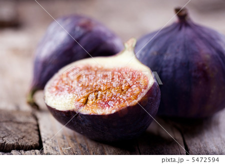 Ripe Fig Fruits Ripe Fig Fruits 5472594