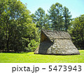 与助尾根遺跡の竪穴式住居  5473943