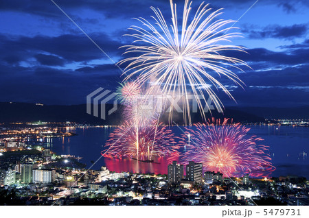 『長野県』諏訪湖の花火 諏訪湖上祭花火大会 『長野県』諏訪湖の花火 諏訪湖上祭花火大会 5479731