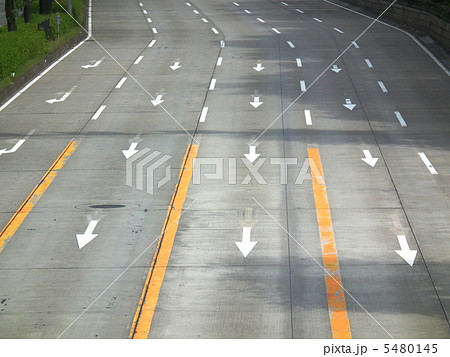 ５車線の道路 5480145