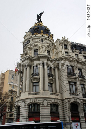 スペイン　マドリードの街並み　グランビア通り 5480427