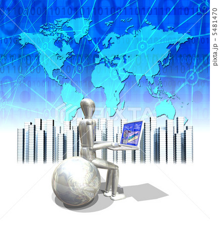 パソコンを操作するロボット 5481470