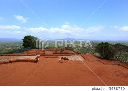 シギリヤ シギリヤ 5488750