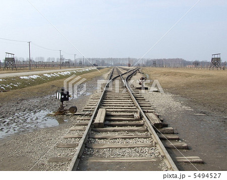 ポーランド_アウシュビッツ強制収容所_引き込み線 5494527