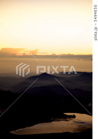 御来光と山中湖 御来光と山中湖 5494650