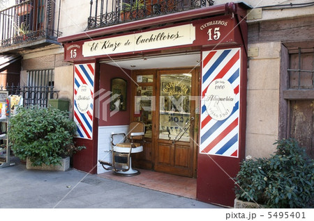 スペイン マドリードの街並み マヨール広場付近 スペイン マドリードの街並み マヨール広場付近 5495401