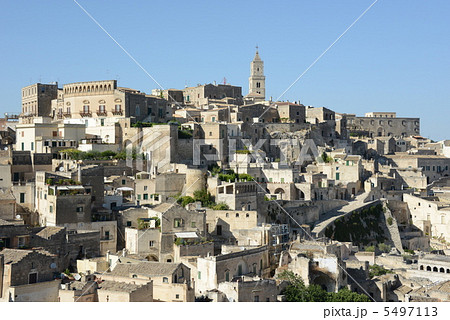 南イタリア・マテーラの洞窟住居群 5497113