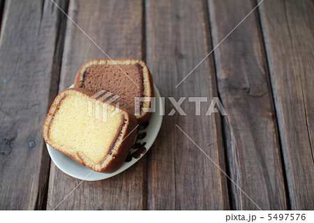 プレーンとチョコの巻きカステラ 5497576