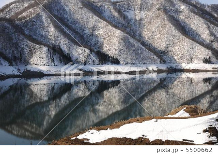 九頭竜湖鏡面 九頭竜湖鏡面 5500662