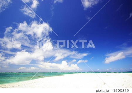 爽やかな沖縄の海 爽やかな沖縄の海 5503829