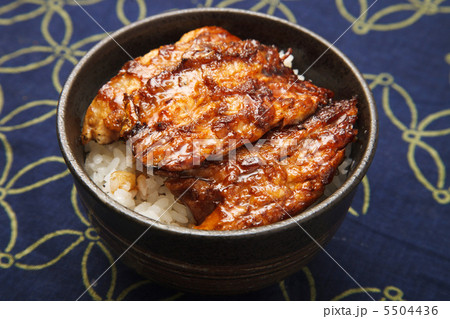 秋刀魚の蒲焼き丼 秋刀魚の蒲焼き丼 5504436