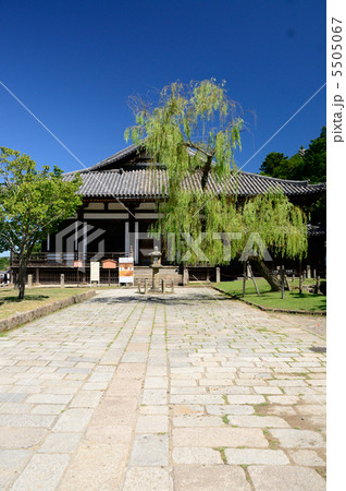 東大寺三月堂(法華堂) 5505067