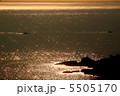 キラキラ光る海 5505170