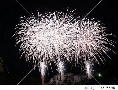 登別漁港祭の花火 5505596