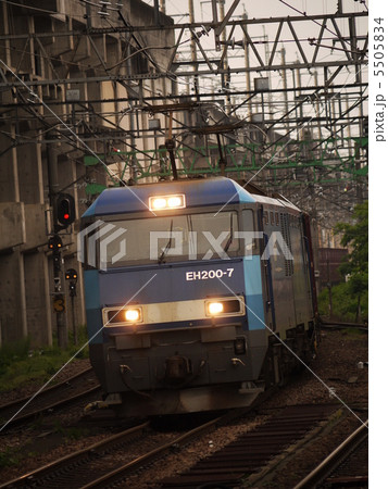 進入 進入 5505834