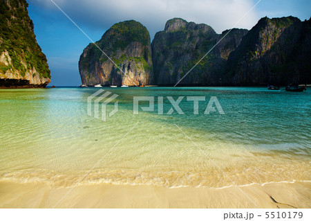 Tropical beach 5510179