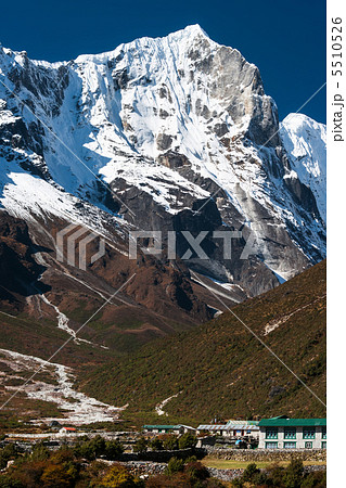 Village with hotels and lodge for tourists in Himalayas 5510526