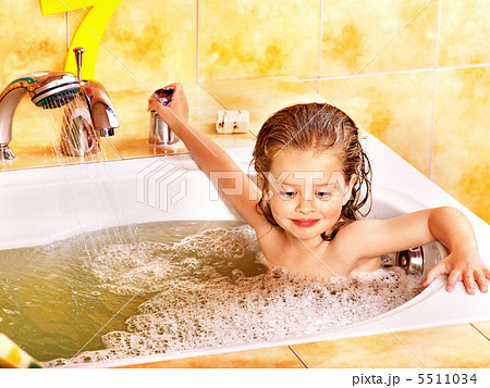 Kid washing in bath. Kid washing in bath. 5511034