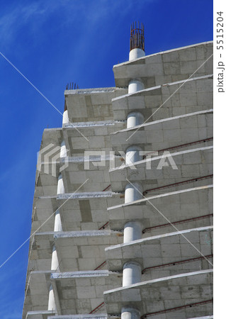 skyscraper under construction 5515204