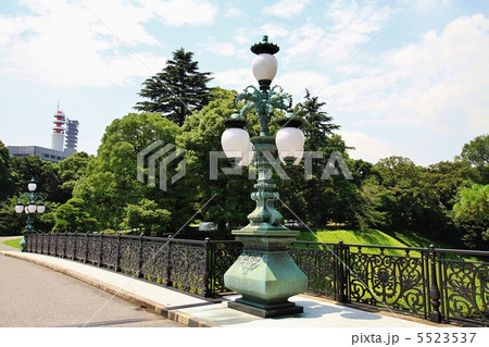 皇居・正門鉄橋の飾電燈 皇居・正門鉄橋の飾電燈 5523537