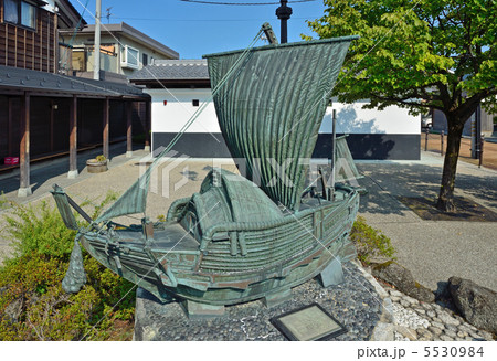 富山散歩・岩瀬　岩瀬大町公園　 5530984