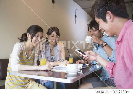 カフェでおしゃべり 5539550