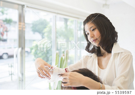 ヘアカット 5539597