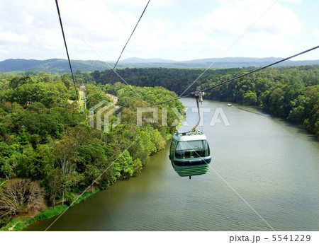 キュランダ スカイレールとバロン川 キュランダ スカイレールとバロン川 5541229