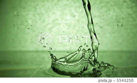 green water splash 5543250