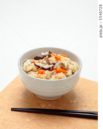きのこご飯 5546728
