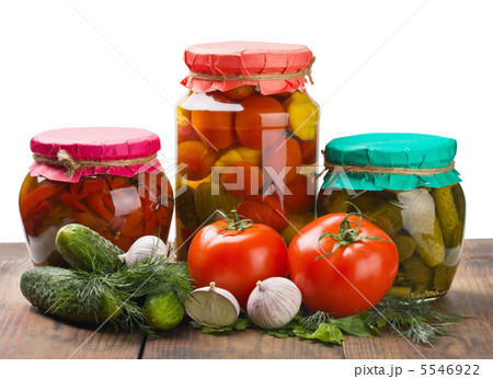 fresh and canned vegetables 5546922