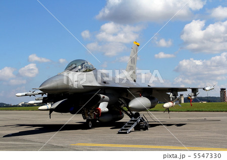 戦闘機 5547330