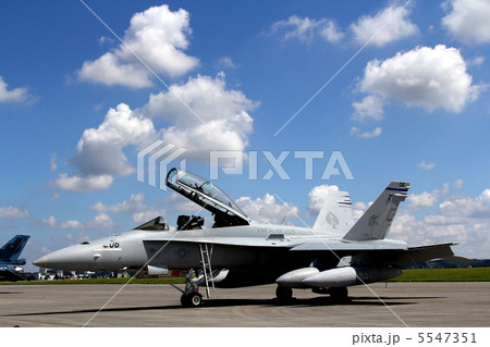 戦闘機 戦闘機 5547351
