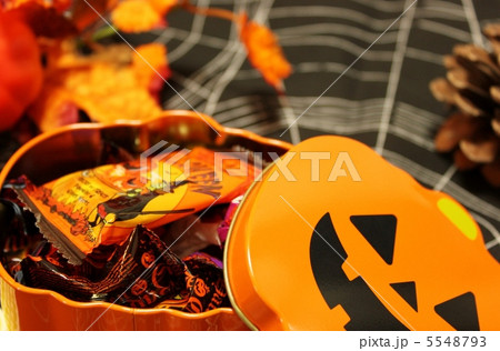 ハロウィンのお菓子 5548793