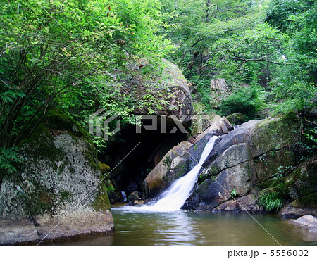 岐阜県　竜吟の滝（梵天：ぼんてんの滝）The Ryugin Falls( Bonten Falls) 5556002