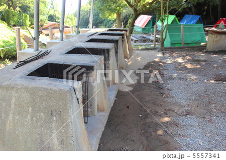 キャンプ場 5557341