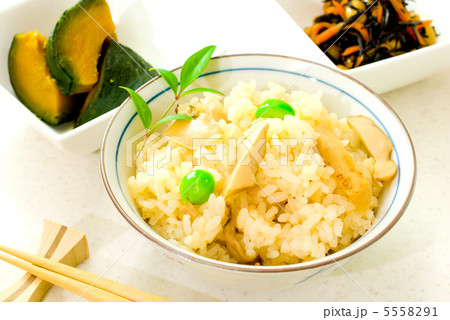 松茸ご飯とお惣菜 松茸ご飯とお惣菜 5558291
