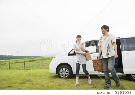 カップルのドライブイメージ カップルのドライブイメージ 5561053