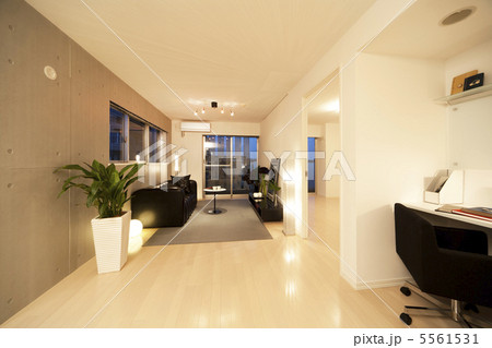 リビングルーム 5561531