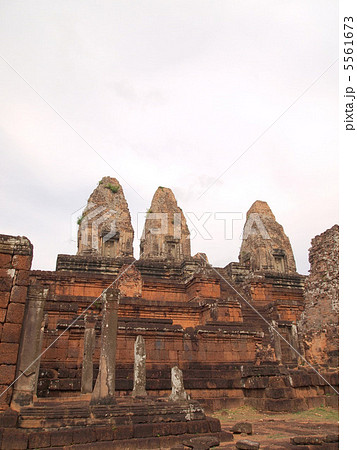 世界遺産　アンコール遺跡のプレ・ループ寺院 5561673
