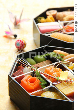 おせち・折り鶴タテ 5562774