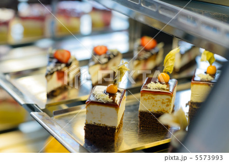 Cake and pastry in window display canteen Cake and pastry in window display canteen 5573993