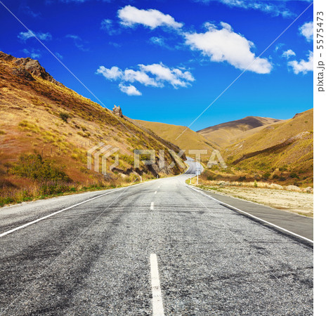 Cardrona valley road Cardrona valley road 5575473